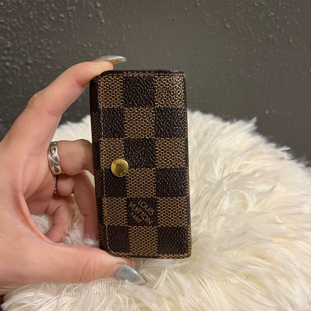 Louis Vuitton Brown and Black Checkered Key Holder